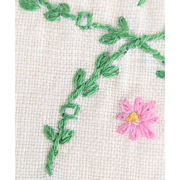 Pair of Embroidered Linen Tea Towels Vintage Cream Linen Hand Towels Pink Floral - Picture 4 of 10